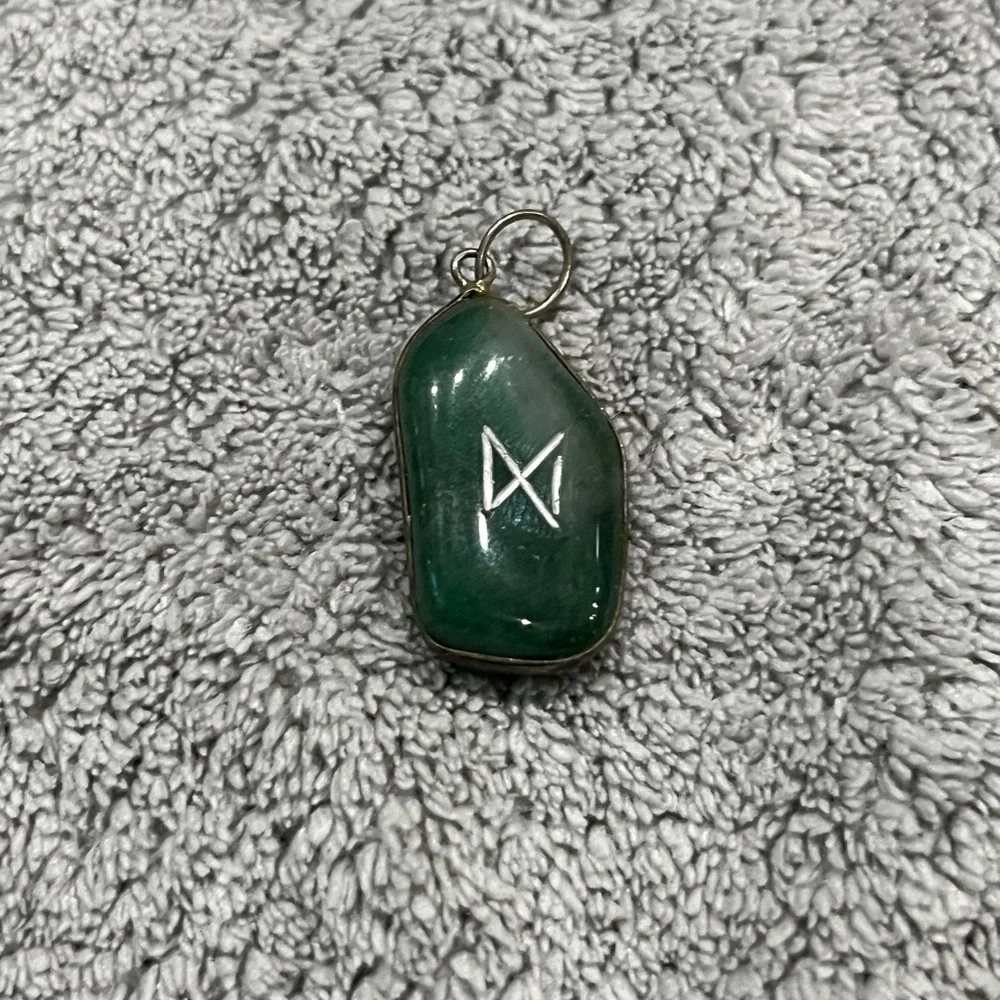 Sterling Silver Green aventurine Stone Runic Symbol Pendant Necklace